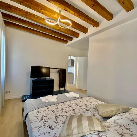 House 4343 Апарт-отель 4*