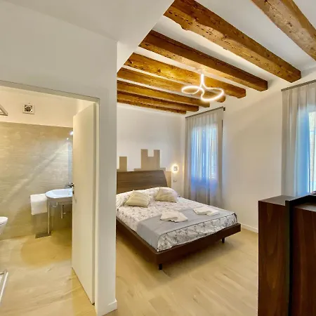 House 4343 Апарт-отель
