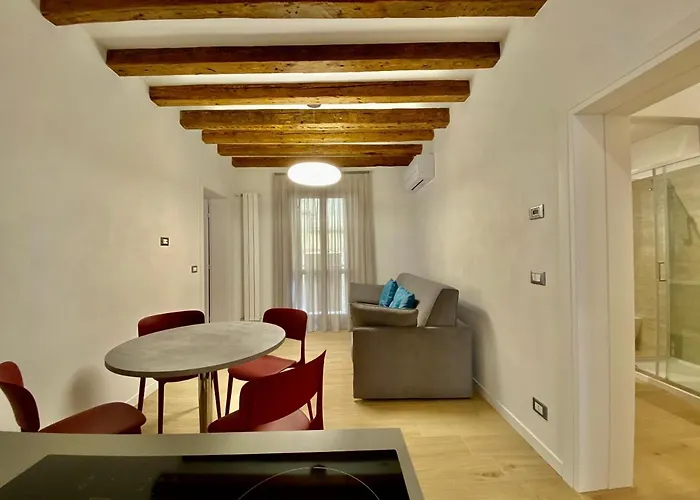 Hotel apartamentowy House 4343